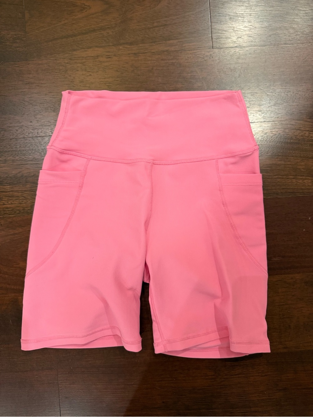 Wilo The Label Ribbed Biker Shorts with Side Pockets